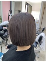 ケーオーエスピンク(K O S pink)&nbsp;内巻きボブ/グレージュ