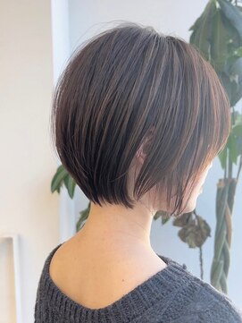 ビュー フクオカ(VIEW FUKUOKA) 似合わせカットアースカラーのショートボブ