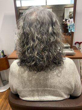 アミカ シーモール店(Amica) ふんわりパーマ