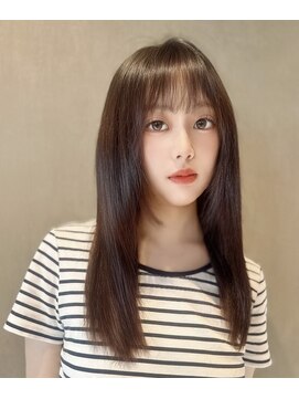 リア(Li'a) 透明感カラー＋髪質改善＋質感カット