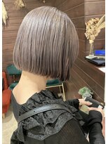 ジャム(Jam)&nbsp;人気のミニボブ×ホワイトグレージュ★中村大輔