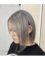 ヘアスピリッツアンクス(Hair Spirit anx)&nbsp;シルバーカラー　　ボブ