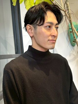 ヴヴ(Bub) ニュアンスパーマ アップバング ツーブロック ラルフカール