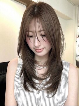 ネハス(nehus.) ハッシュカット/レイヤーカット/ブリーチカラー/ダブルカラー