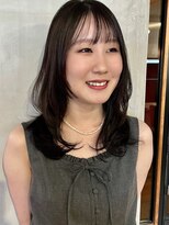 カールム(carlm)&nbsp;【顔まわりレイヤー】小顔見え柔らかミディアム