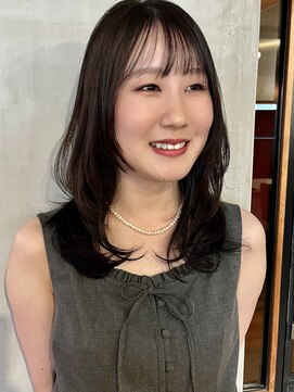 カールム(carlm) 【顔まわりレイヤー】小顔見え柔らかミディアム