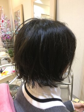 ヘアアンドデザイン クインテット(hair & design Quintet) 外はね風カット