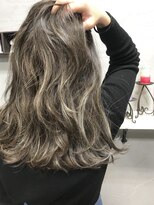 ビュートヘアー(Viewt hair) 【viewt hair】ハイライト×グレージュ 福山市
