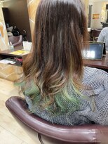 ビューティークラブジェイ アルパーク前店(Beauty club.J) インナーカラー、グリーン!!