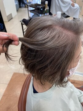 エイミー バイ ハセ(Aimee by HASE) 30代40代50代/白髪染めを使わないカラー。白髪ぼかしハイライト