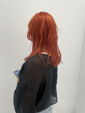 ハイブ 金沢(Hive) 個性派カット　ハイトーンオレンジカラー