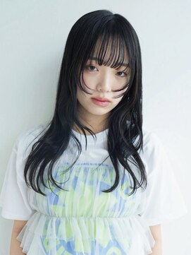 トリッカ シブヤ(TRICCA SHIBUYA) ミディアムレイヤー/ 顔まわりレイヤー/ 艶カラー