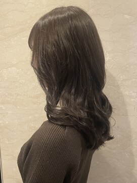 六本木美容室 西麻布店 ナチュラル艶髪◎オリーブカラー