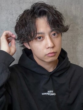 ヒロギンザバーバーショップ 丸の内店(HIRO GINZA BARBER SHOP) 王道ツイスパ×センターパート