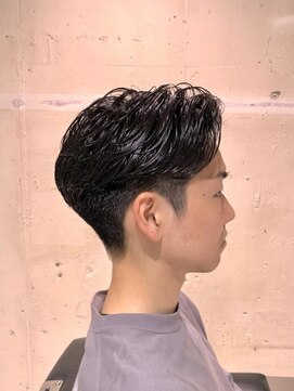 フランクスバーバーザスタンド(Frank’s barber the stand) メンズヘアスタイルF