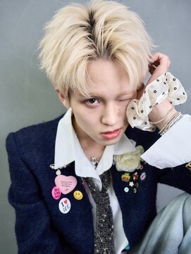 オーバルバイアピッシュ(OVARL by apish) メンズカット/韓国ヘア/メンズパーマ/センターパート