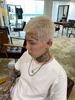 メゾンフォーメン トアロード(Maison for men TorRoad) クロップ 金髪 ホワイトカラー