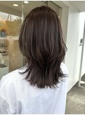 外国人風ハイライト × 大人ヘルシーなくびれミディレイヤー
