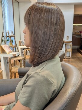 ヘアスタジオルース(HAIR STUDIO LUZ) 40代50代60代の大人ボブ/白髪ぼかしハイライト/堀江/北堀江