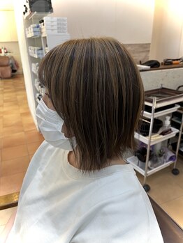オルネ ornerの写真/【栃木市】アンブレラカラーでトップのグレーカラーをカバーしてお好みの色に