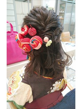 ウェル アアルト 海老名ビナウォーク店 ゆるふわハーフアップ