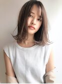 切りっぱなしボブディ_オリーブベージュレイヤーカット