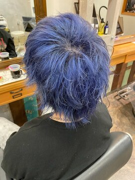 ロア 福岡天神本店(LORE) ブルーヘアー