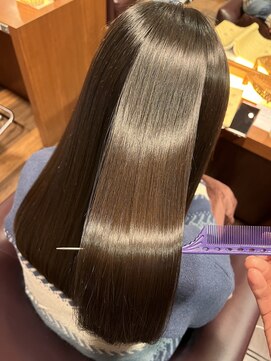 ヘアーアンドビュー ティーリタ 蕨(RITA) カット&縮毛矯正