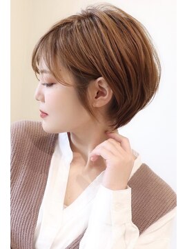 アイ(I.) 【 I. 】30代からの襟足すっきり前下がりショートボブ 川口