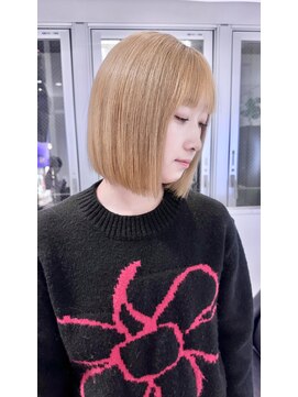 ホープ(hope) あご下2cmぱつっとボブ 10代20代 大阪梅田 ハイトーンボブ