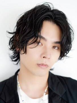 ライラ(Lyla) ［salonLyla］前上がりグランジパーマミディ　下北沢