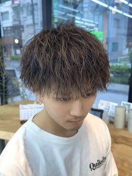 ビューブルー 亀戸錦糸町(VIEW BLUE) 縦落ちツイストスパイラル/シャドウパーマ/2wayマッシュショート