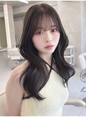 韓国前髪 くびれヘア 夏のヘアアレンジ 暗めカラー