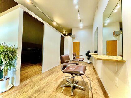 リーアイ(R-ee-i)の写真