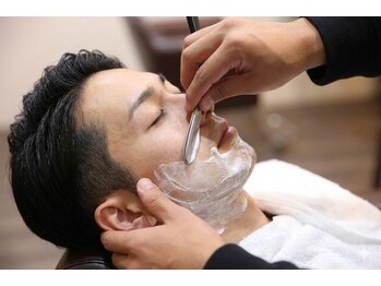 the barber OG baseの写真/デキる男の身だしなみ。ひげ・眉をプロがデザインし清潔感UP。頭浸浴とシェービングで叶える極上ケア。