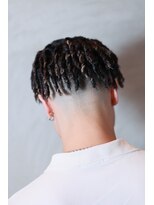 チルチェア 横浜(CHILL CHAIR)&nbsp;コイルカーリーパーマ×スキンフェード <横浜/バーバー/理容室>