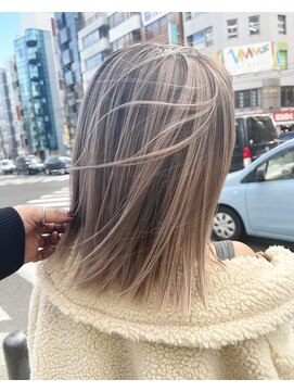 アポロ 横浜駅店(apollo) バレイヤージュ自然光☆