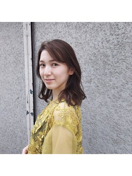 ココロ(COCORO) 大人かわいいミディアム×上品なツヤブラウン