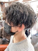 ヘアスタジオ ガロウ(hair stuido garou)&nbsp;センターパート　ソフトツイストスパイラル