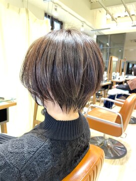 ネオリーブエム(Neolive em;) 美シルエット☆くびれヘア☆