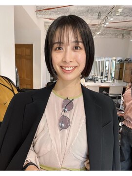 ナループロアツム(Nalu pu loa Tsum) ストレートボブ/ショートボブ/顎ラインボブ/ショートボブ