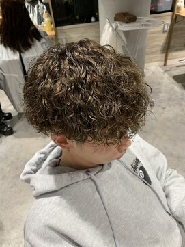リーオオサカ(Lee Osaka) スパイラルパーマ