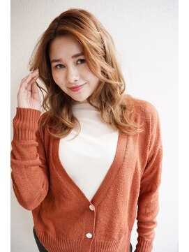 ブゾン(buZon) 【buZonブゾン】レイヤー大きめウェーブ×イエローベージュ