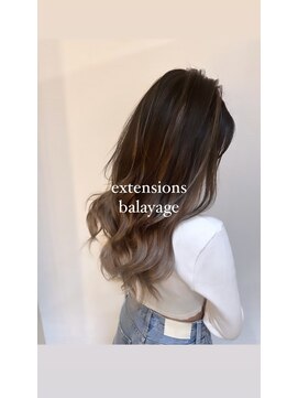 アール バイ ニーナ(R by NINA) ハイライトバレイヤージュ