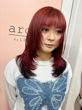 アーチバイループ(arch by loop) ◯レイヤー　姫カット　赤髪　デザインカラー　裾カラー