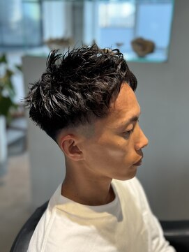 ホル(HOL) ツイスパショート×ローフェード