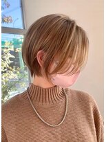 グラム 宜野湾店(gram)&nbsp;前下がりボブ＿ベージュ系カラー＿ハイライト＿白髪対応