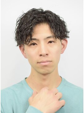 クオンヒール(QUON HEAL) 刈り上げセンターパート波巻きツイストスパイラルパーマｎ