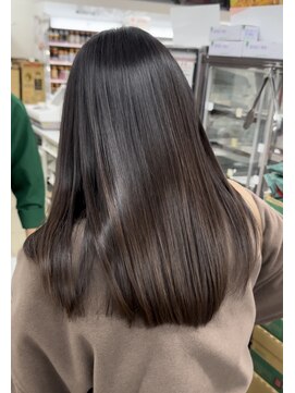 シシ 銀座(sisi) 【縮毛矯正/髪質改善/トリートメント/白髪染め/白髪ぼかし】