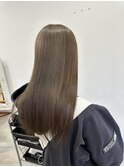 オリーブグレージュ